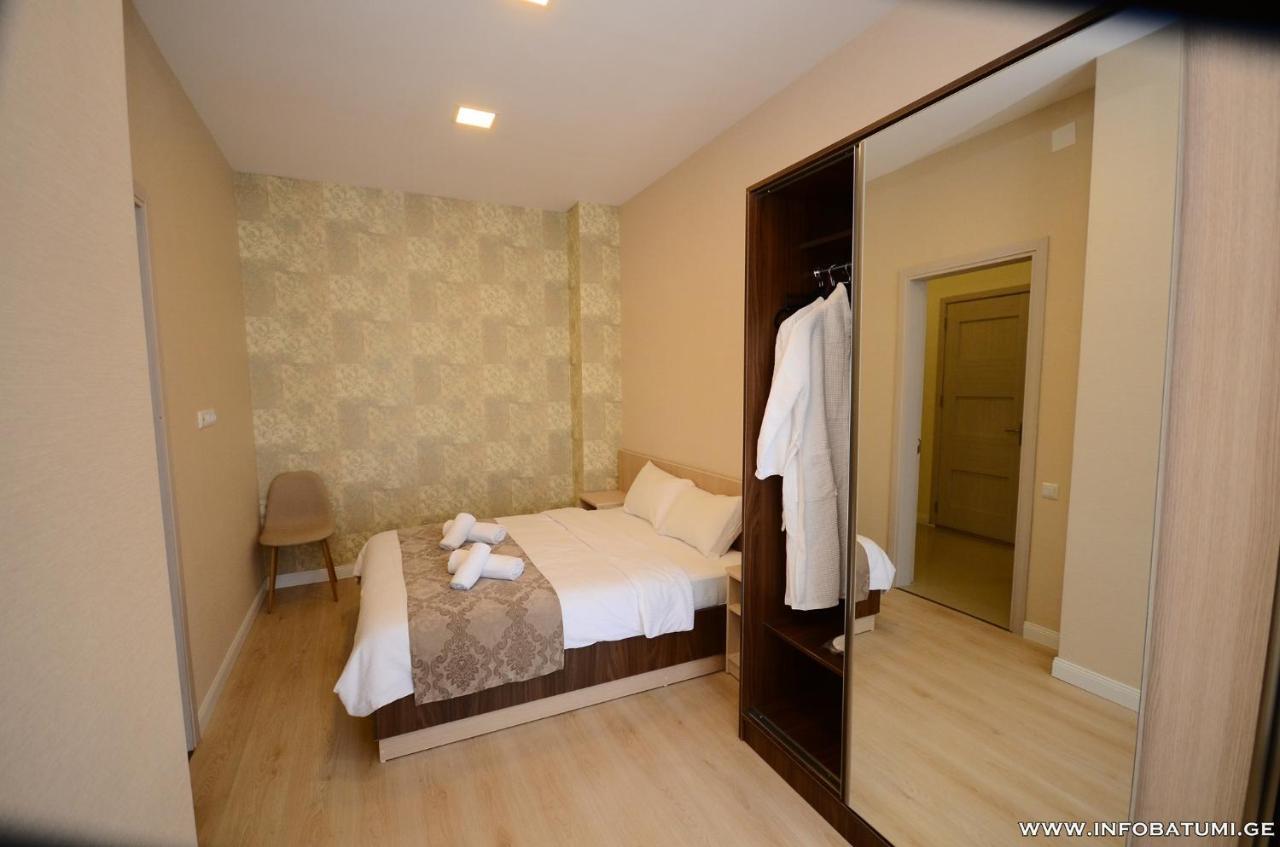 West Apartments Batumi Exteriér fotografie