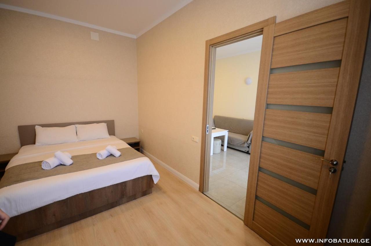West Apartments Batumi Exteriér fotografie