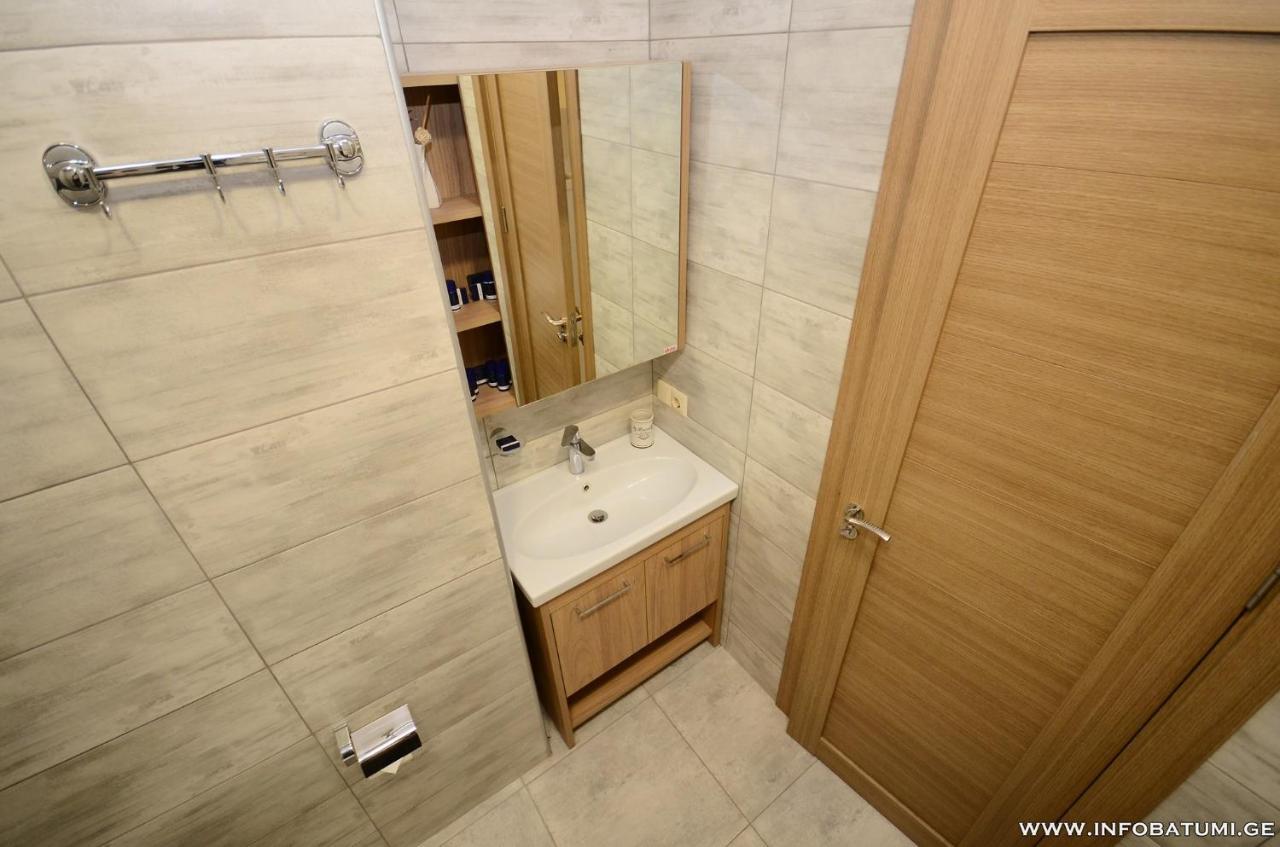 West Apartments Batumi Exteriér fotografie