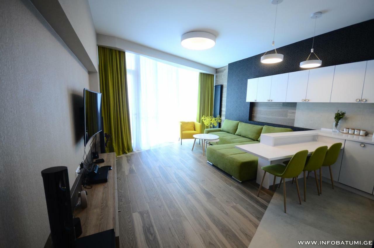 West Apartments Batumi Exteriér fotografie